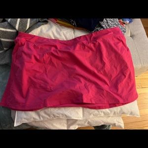 Lands End pink swim skirt. NWOT. Size 22